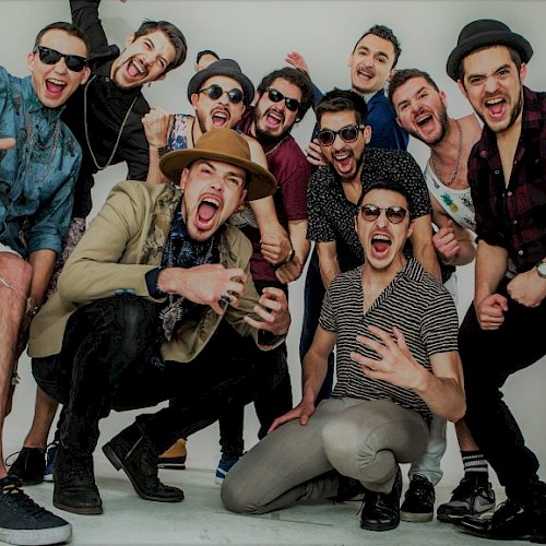 16 de Mayo Moral Distraida